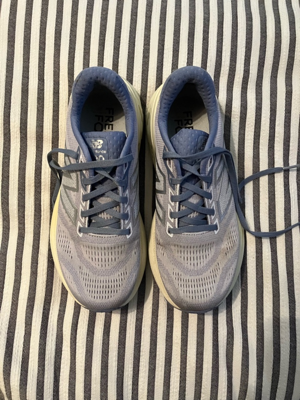 New Balance women’s 880 v 15 fresh foam running shoes